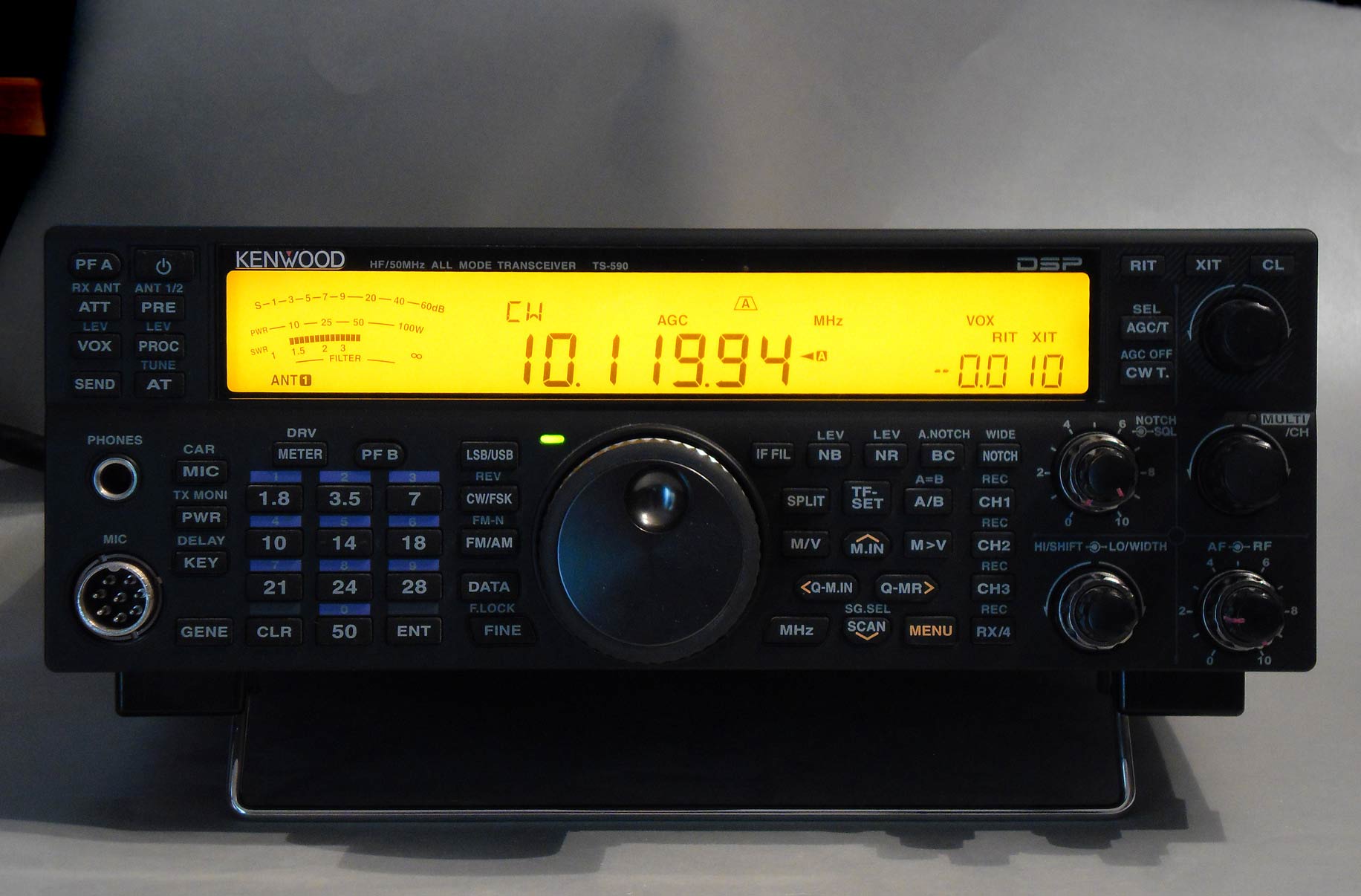 TS-590S-1_m.jpg