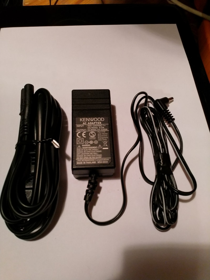 Charger for Kenwood TH-74D (unused).