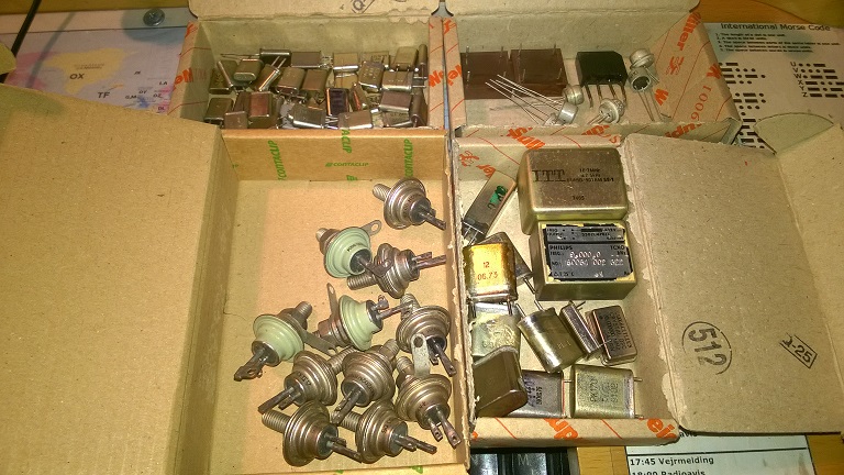 Various Quartz Kit (used).